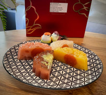 Load image into Gallery viewer, Jello Mooncakes
